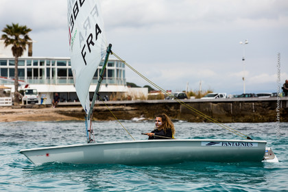 Entrainement Laser Radial_Louise Cervera_Matisse Pacaud_YCC_Cannes_JL_5D3_02 06 2016-0295.jpg