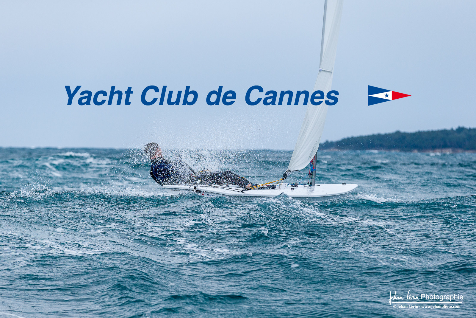 JB Bernaz et les ILCA du Yacht Club de Cannes dans la brise