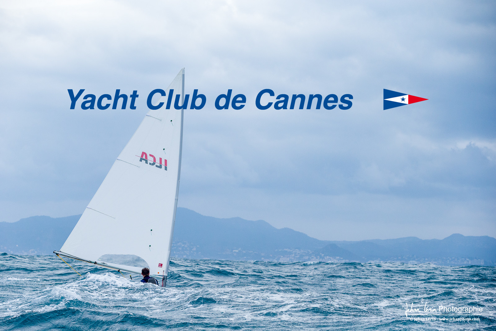 JB Bernaz et les ILCA du Yacht Club de Cannes dans la brise