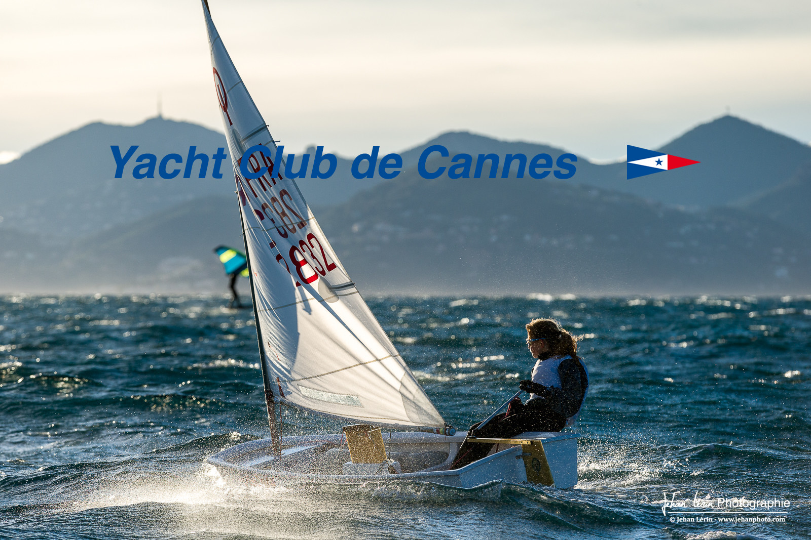 Entrainement dans la brise en Optimist Compétition Entrainement dans la brise en Optimist Compétition