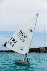 Entrainement Laser Radial_Louise Cervera_Matisse Pacaud_YCC_Cannes_JL_5D3_02 06 2016-0212.jpg