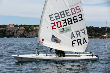 Entrainement Laser Radial_Louise Cervera_Matisse Pacaud_YCC_Cannes_JL_5D3_02 06 2016-0353.jpg