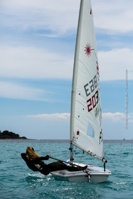 Entrainement Laser Radial_Louise Cervera_Matisse Pacaud_YCC_Cannes_JL_5D3_02 06 2016-0129.jpg