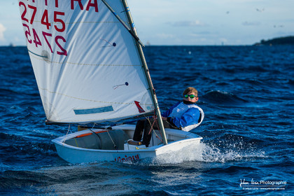 Entrainement dans la brise en Optimist Compétition