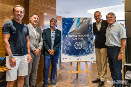 Affiche officielle des Régates Royales 2022 Hotel Martinez